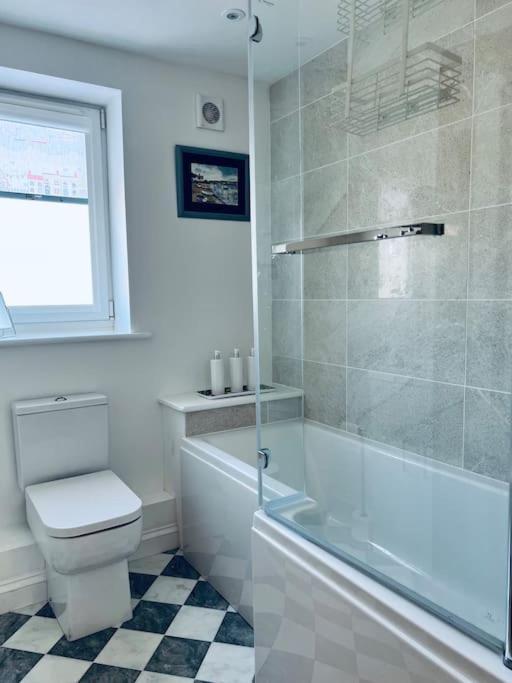 100 Steps To Broadstairs Beach - 2 Bedroom 3 Beds Exterior photo